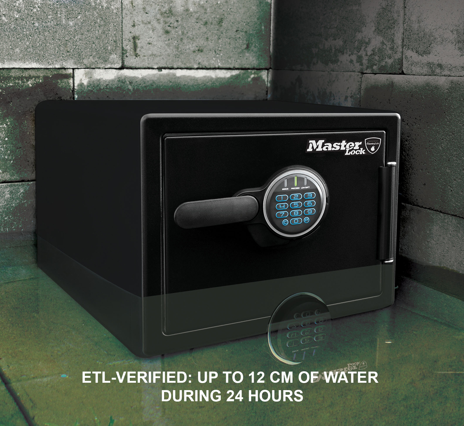 Master Lock Safe LFW082FTC