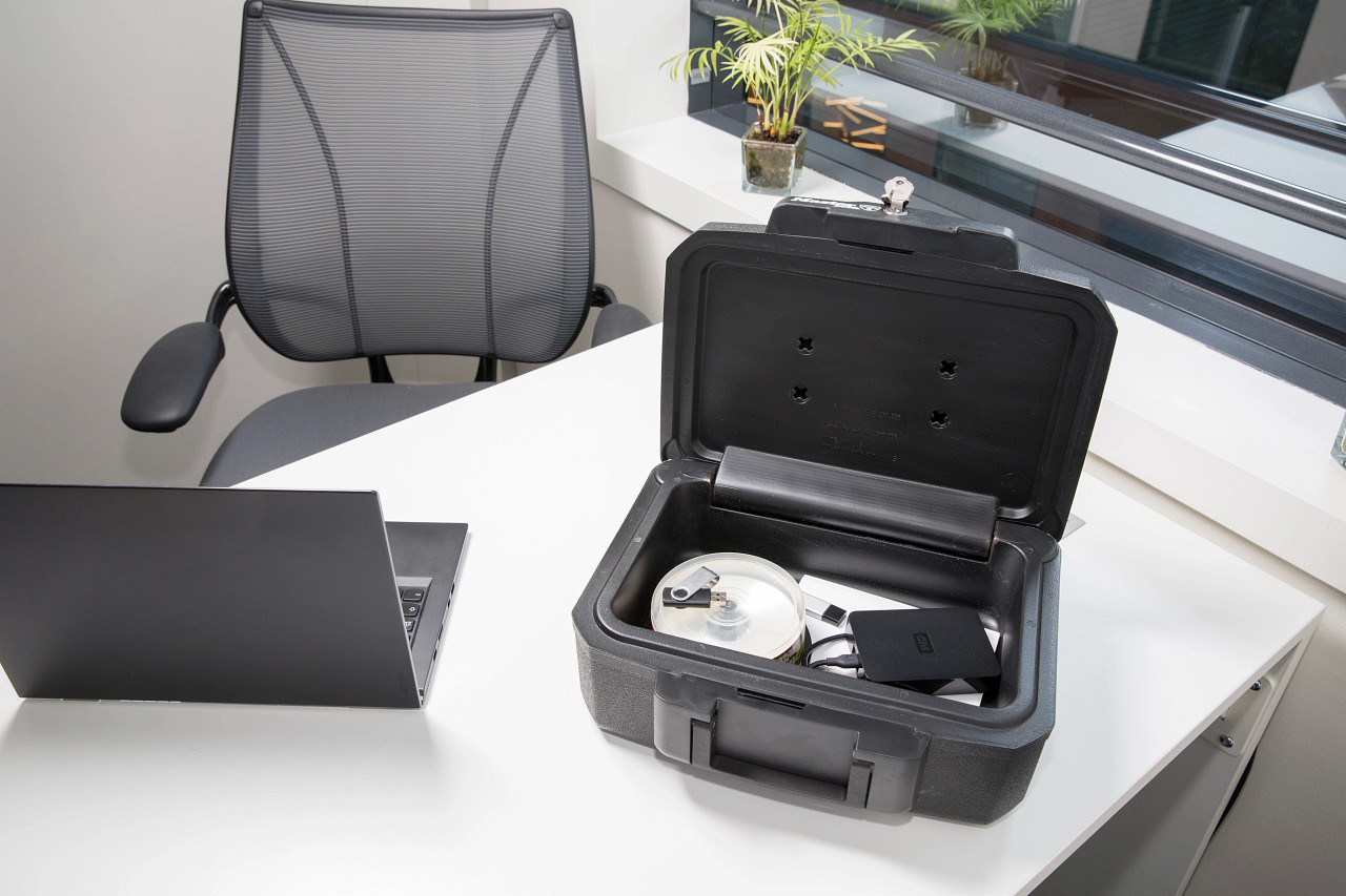 Master Lock feuerfeste Sicherheitskassette L1200