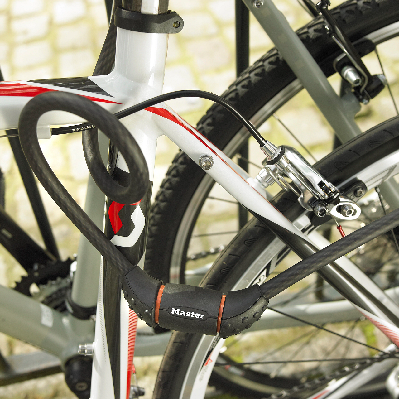 Master Lock 8130EURDPRO Kabelschloss mit Schlüssel 1,8 m